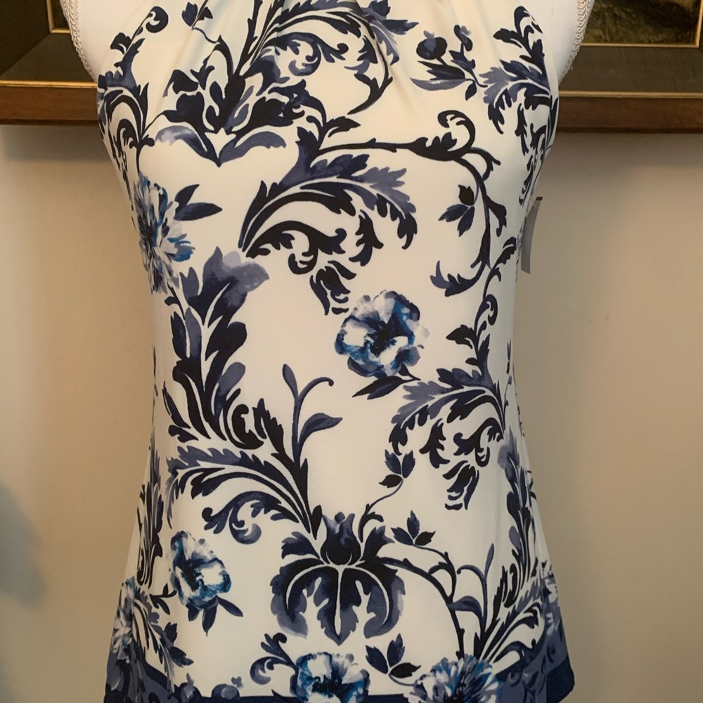 White House Black Market Beautiful blue blouse